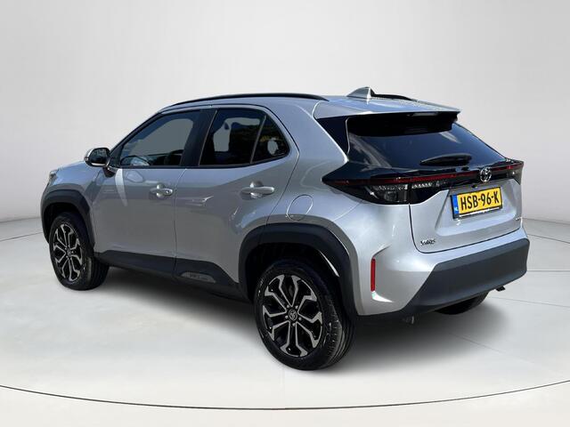Toyota YARIS Cross 1.5 Hybrid 115 First Edition | Navigatie | Apple CarPlay/Android auto | Achteruitrijcamera | Stuur en stoelverwarming