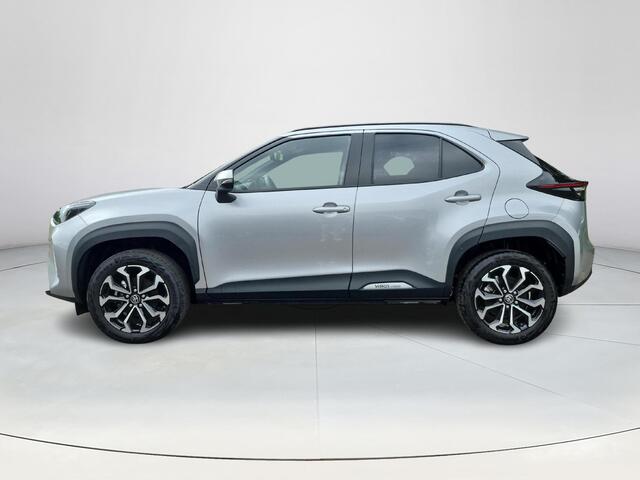 Toyota YARIS Cross 1.5 Hybrid 115 First Edition | Stoel- + stuurverwarming | Navigatie | Parkeercamera | LED koplampen |