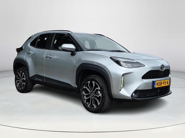 Toyota YARIS Cross 1.5 Hybrid 115 First Edition | Stoel- + stuurverwarming | Navigatie | Parkeercamera | LED koplampen |