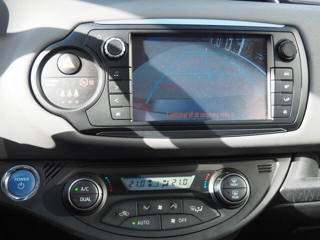Toyota YARIS 1.5 Hybrid Trend