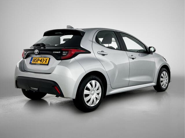 Toyota YARIS 1.5 Hybrid Active Limited | Apple CarPlay | Android Auto | Stoelverwarming | Stuurverwarming |