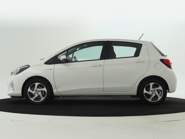 Toyota YARIS 1.5 Hybrid Trend | Navigatie | Lichtmetalen velgen |