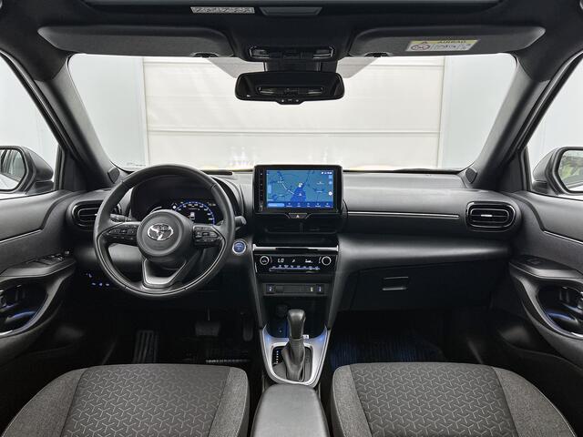 Toyota YARIS Cross 1.5 Hybrid Dynamic Limited | Navigatie | Panoramadak | Elektrische Achterklep | Stuur- en Stoelverwarming |