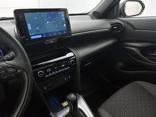 Toyota YARIS Cross 1.5 Hybrid Dynamic Limited | Navigatie | Panoramadak | Elektrische Achterklep | Stuur- en Stoelverwarming |