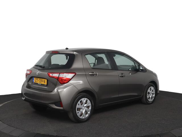 Toyota YARIS 1.0 VVT-i Comfort | Airco | Radio | Bluetooth |