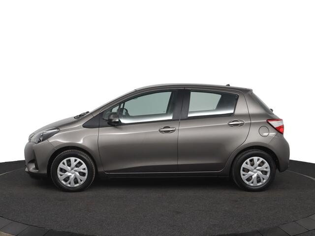 Toyota YARIS 1.0 VVT-i Comfort | Airco | Radio | Bluetooth |