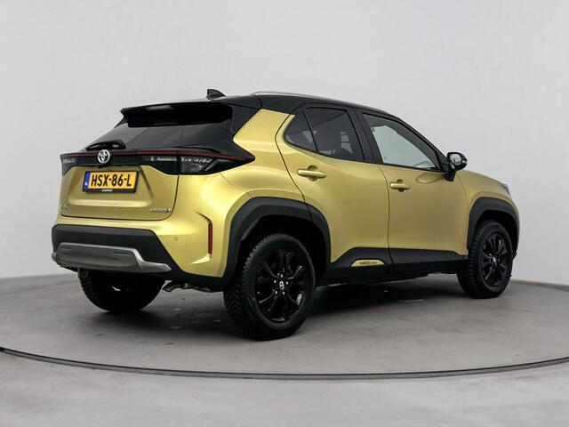 Toyota YARIS Cross 1.5 Hybrid Adventure | JBL Premium Audio Systeem | Stoelverwarming | Parkeersensoren |
