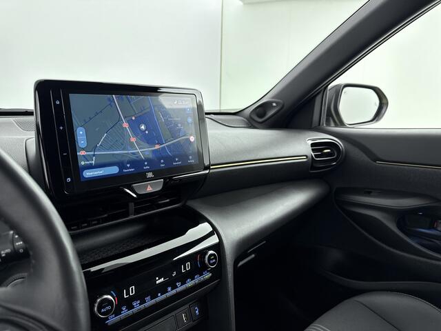 Toyota YARIS Cross 1.5 Hybrid Adventure | JBL Premium Audio Systeem | Stoelverwarming | Parkeersensoren |