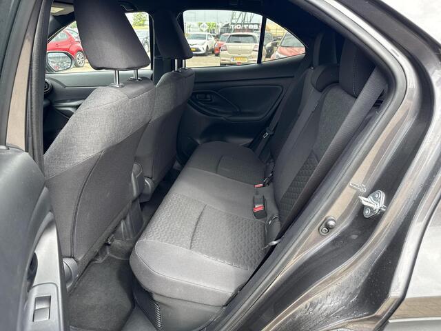 Toyota YARIS Cross 1.5 Hybrid Dynamic **NAVIGATIE/ KEYLESS/ APPLE CARPLAY/ 36 MAANDEN GARANTIE**