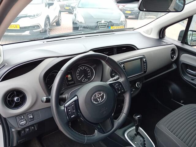 Toyota YARIS 1.5 Hybrid Automaat, Airco(automatisch), Multimediasysteem, Bluetooth, Camera, Lane assist, Bots waarschuwingssysteem, Elektrische ramen en spiegels, Keyless start, Nette auto, BOVAG