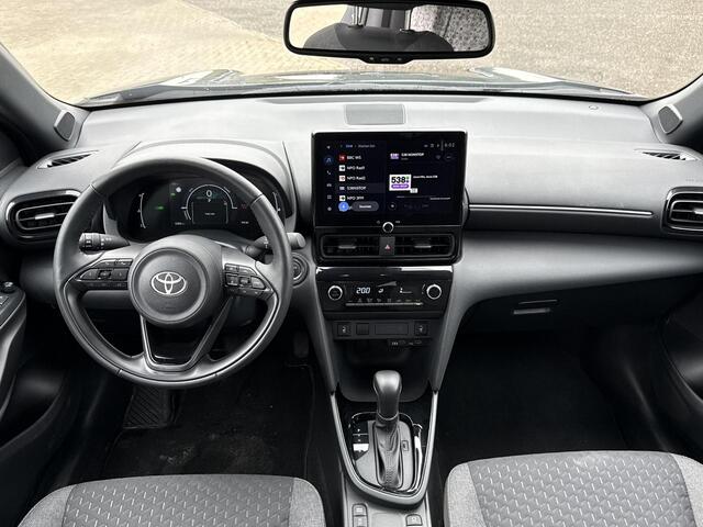 Toyota YARIS Cross 1.5 Hybrid Dynamic Ultimate **STOEL EN STUIURWIELVERWARMING/ KEYLESS/ ADAPTIEF CRUISE CONTROL/ 36 MAANDEN GARANTIE**