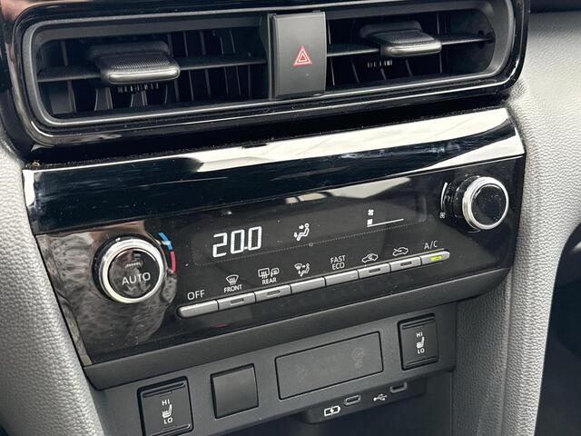 Toyota YARIS Cross 1.5 Hybrid Dynamic Ultimate **STOEL EN STUIURWIELVERWARMING/ KEYLESS/ ADAPTIEF CRUISE CONTROL/ 36 MAANDEN GARANTIE**