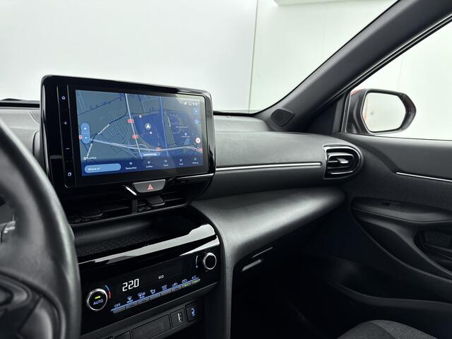 Toyota YARIS Cross 1.5 Hybrid First Edition Limited | Stoel /- Stuurverwarming | Elektrische kofferbakklep | Navigatie |