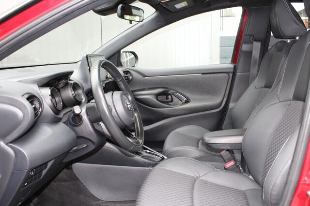 Toyota YARIS 1.5 Hybrid Executive Zwart dak Leder bekleding