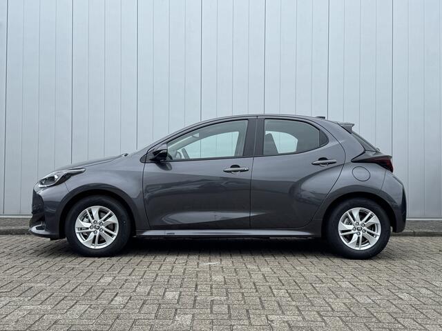 Toyota YARIS 1.5 Hybrid 115 Active Limited Parkeersensoren Stoel Stuurverwarming Carplay Android Auto