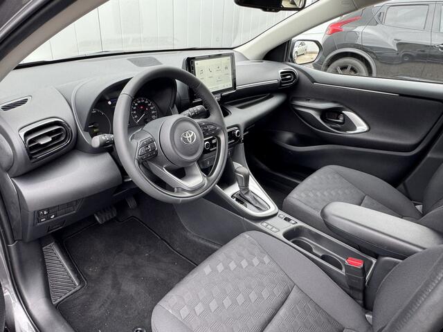 Toyota YARIS 1.5 Hybrid 115 Active Limited Parkeersensoren Stoel Stuurverwarming Carplay Android Auto