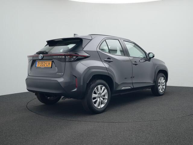 Toyota YARIS Cross 1.5 Hybrid Business | NL-Auto | Parkeercamera | Apple Carplay /- Android Auto |