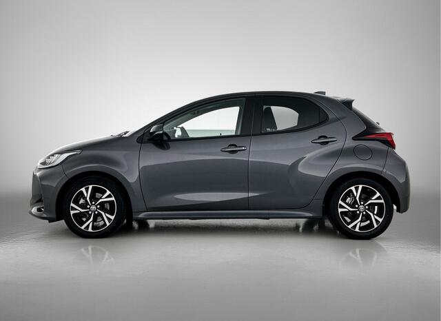 Toyota YARIS 1.5 Hybrid 115 First Edition | Navigatie | Carplay | Keyless Go | Adaptieve Cruisecontrole |