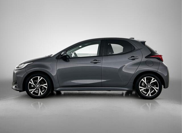 Toyota YARIS 1.5 Hybrid 115 First Edition
