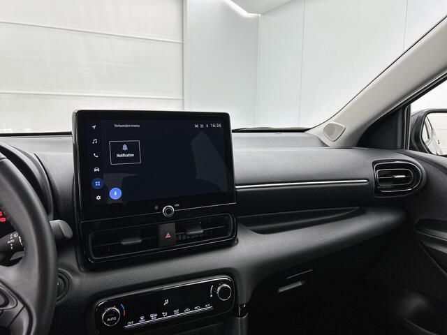 Toyota YARIS 1.5 Hybrid 115 First Edition