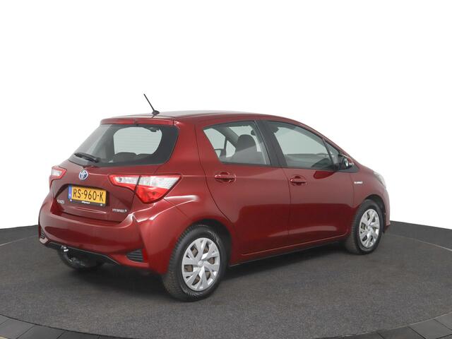 Toyota YARIS 1.5 Hybrid Aspiration | Navigatie | Trekhaak | Parkeer camera |