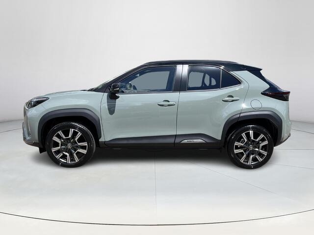 Toyota YARIS Cross 1.5 Hybrid 130 Executive | Urban khaki met zwart dak | Premium Pack | Nieuw uit voorraad leverbaar |
