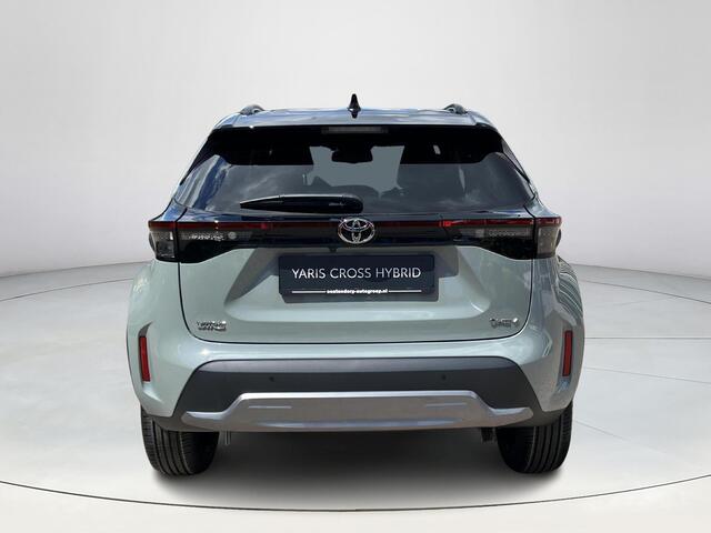 Toyota YARIS Cross 1.5 Hybrid 130 Executive | Urban khaki met zwart dak | Premium Pack | Nieuw uit voorraad leverbaar |