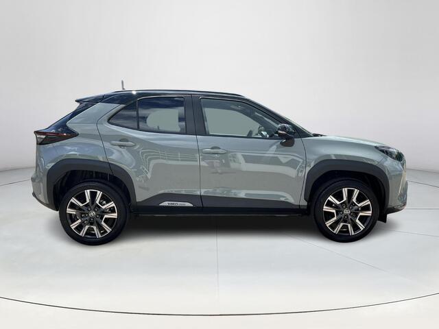 Toyota YARIS Cross 1.5 Hybrid 130 Executive | Urban khaki met zwart dak | Premium Pack | Nieuw uit voorraad leverbaar |