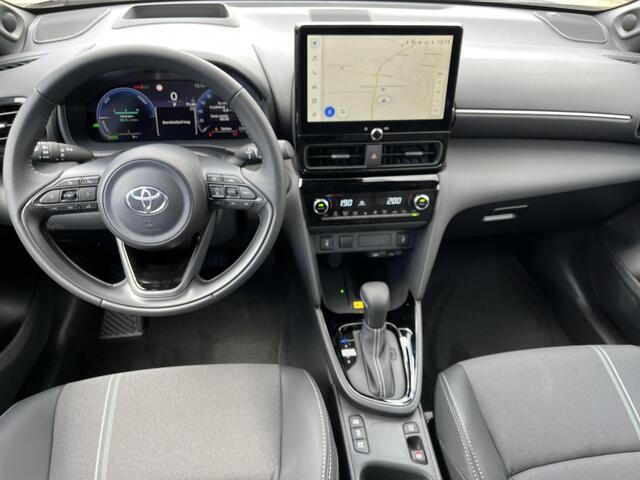 Toyota YARIS Cross 1.5 Hybrid 130 Executive | Urban khaki met zwart dak | Premium Pack | Nieuw uit voorraad leverbaar |