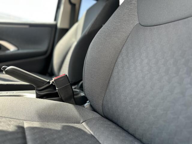 Toyota YARIS 1.0 VVT-i Active navi via| Apple Carplay/Android Auto | Airco |