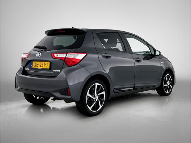 Toyota YARIS 1.5 Hybrid Executive | 1e Eigenaar | Panoramadak | Safety Pakket | Navigatie | Dealer Onderhouden |
