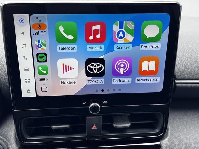 Toyota YARIS Cross 1.5 Hybrid 130 Dynamic Automaat / Nieuw / Adaptief CC / Stuur-, stoel- en voorruitverwarming / Navi (abonnement) of via Apple Carplay Android / 17" LM wielen /