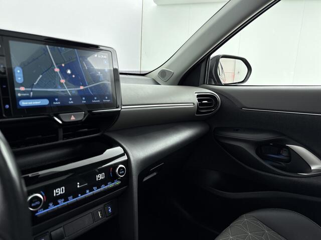 Toyota YARIS Cross 1.5 Hybrid Executive Limited | Stoelverwarming | Panoramadak | Apple Carplay /- Android Auto |
