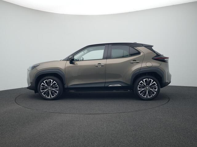Toyota YARIS Cross 1.5 Hybrid Executive | Trekhaak | JBL Premium Audio | NL-Auto | Parkeersensoren | Stoelverwarming |