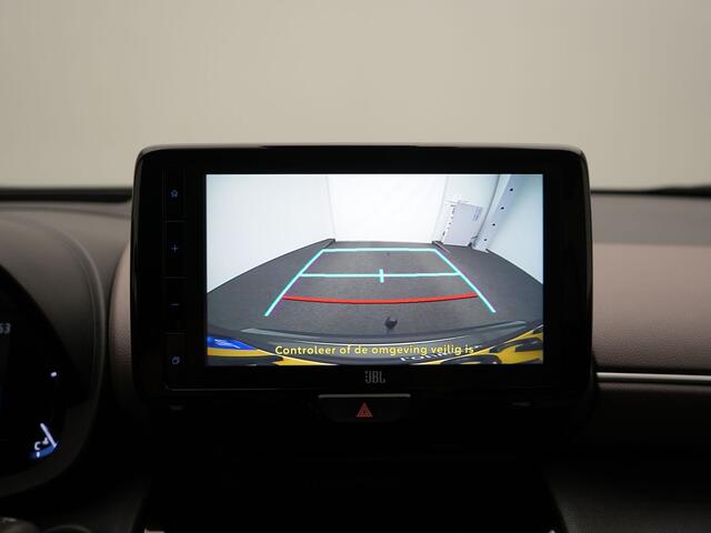 Toyota YARIS Cross 1.5 Hybrid Executive | Trekhaak | JBL Premium Audio | NL-Auto | Parkeersensoren | Stoelverwarming |
