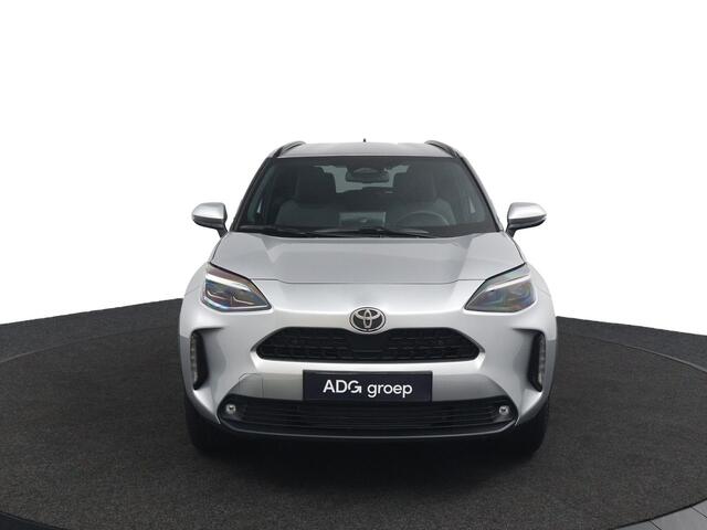 Toyota YARIS Cross 1.5 Hybrid 115 Dynamic | Nieuwe Auto | Direct Uit Voorraad Leverbaar | PDC | Stoelverwarming | BSM | Keyless Entry |