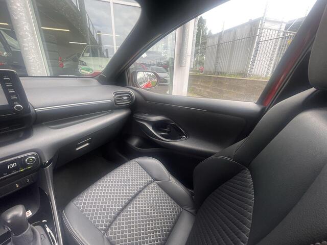 Toyota YARIS 1.5 Hybrid Executive Full options