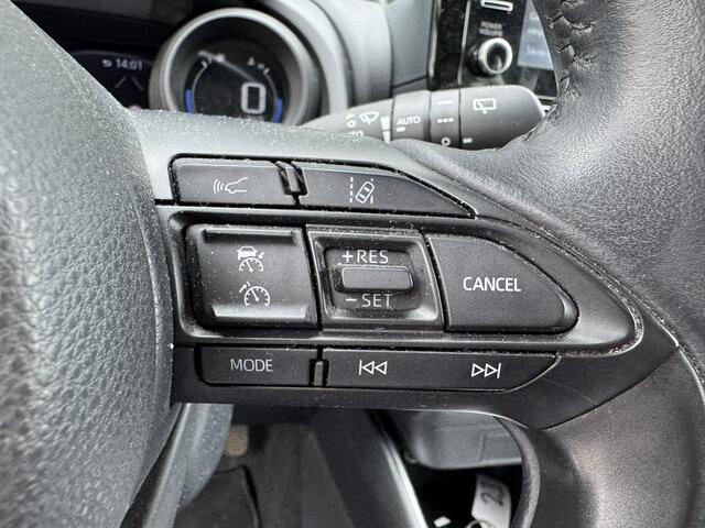 Toyota YARIS 1.5 Hybrid Business Plus*Navi*Camera*ACC*