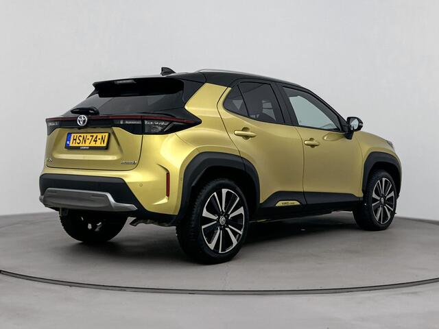 Toyota YARIS Cross 1.5 Hybrid Executive Plus | 360° Camera | JBL-Audio | Zwart Leder Interieur |