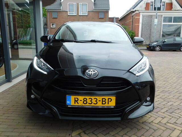 Toyota YARIS 1.5 VVT-i Dynamic | NAVI | LED