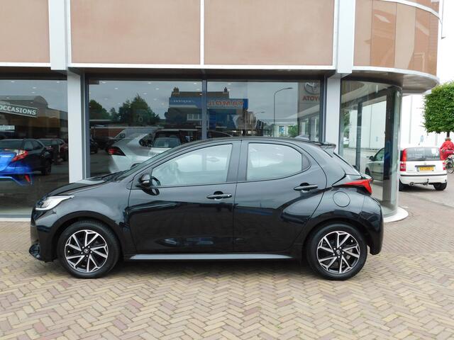 Toyota YARIS 1.5 VVT-i Dynamic | NAVI | LED