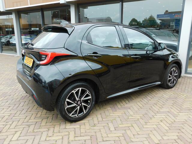 Toyota YARIS 1.5 VVT-i Dynamic | NAVI | LED