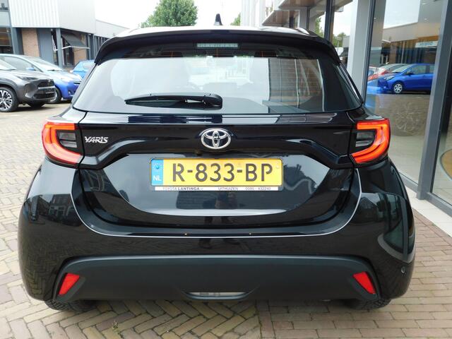 Toyota YARIS 1.5 VVT-i Dynamic | NAVI | LED