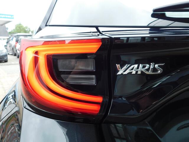 Toyota YARIS 1.5 VVT-i Dynamic | NAVI | LED