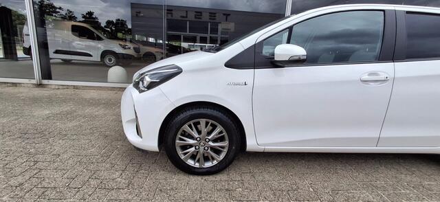 Toyota YARIS 1.5 Hybride Dynamic NLauto | All-in | dealeronderhouden