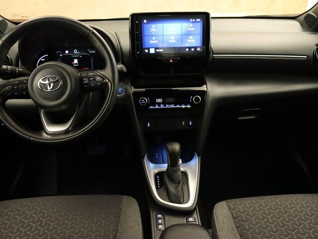 Toyota YARIS Cross 1.5 Hybrid Bi-Tone Plus - PARKEERSENSOREN VOOR/ACHTER - KEYLESS ENTRY/START - VOORSTOELEN VERWARMD - NAVIGATIESYSTEEM FULL-MAP - VOORRUITVERWARMING - STUURVERWARMING - APPLE CARPLAY/ANDROID AUTO - CRUISE CONTROL