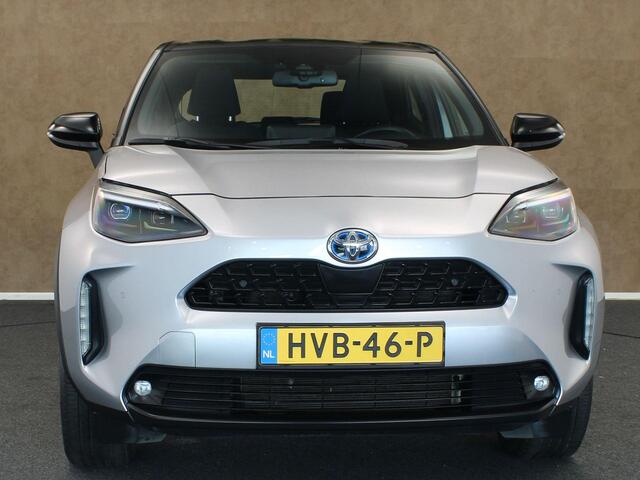 Toyota YARIS Cross 1.5 Hybrid Bi-Tone Plus - PARKEERSENSOREN VOOR/ACHTER - KEYLESS ENTRY/START - VOORSTOELEN VERWARMD - NAVIGATIESYSTEEM FULL-MAP - VOORRUITVERWARMING - STUURVERWARMING - APPLE CARPLAY/ANDROID AUTO - CRUISE CONTROL