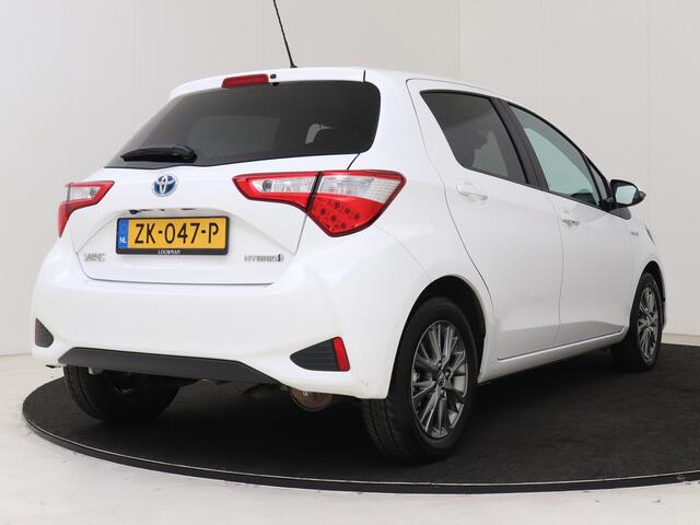 Toyota YARIS 1.5 Hybrid Dynamic I Navigatie I Climate Control I Cruise Control I Camera I USB I LM Velgen I Volledig LOUWMAN Onderhouden I