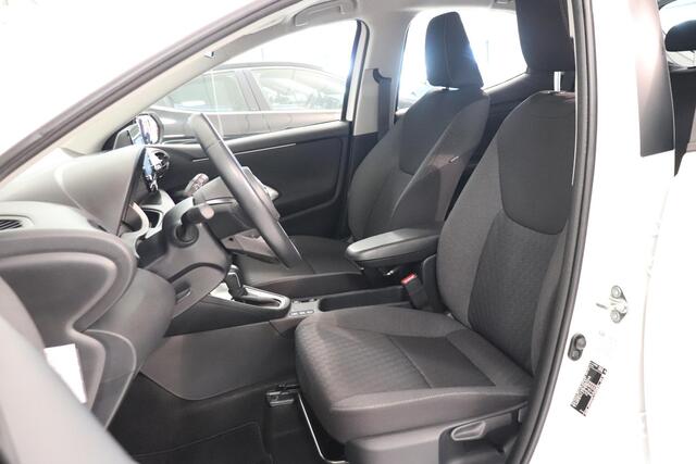 Toyota YARIS 1.5 Hybrid Active | Camera | Navigatie | Cruise control | Climate control | AppleCarplay AndroidAuto |