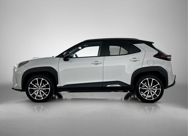 Toyota YARIS Cross 1.5 Hybrid 130 GR Sport | 130PK Uitvoering | Stoelverwarming | Blind Spot | 18'' LM velgen |